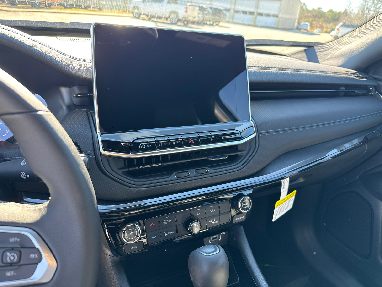 New 2026 Jeep Compass Latitude image 23