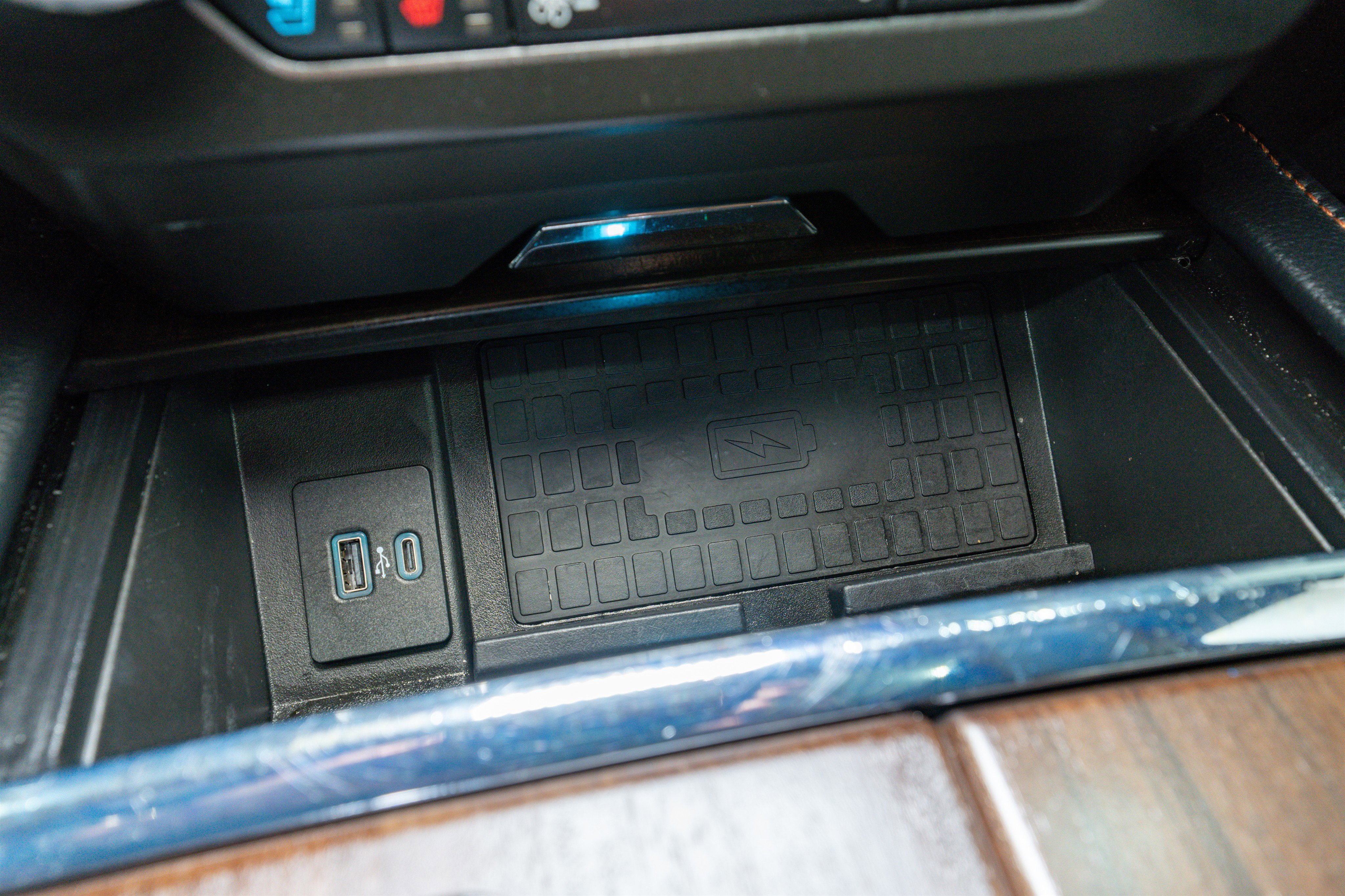 Used 2020 Ford Expedition King Ranch image 24