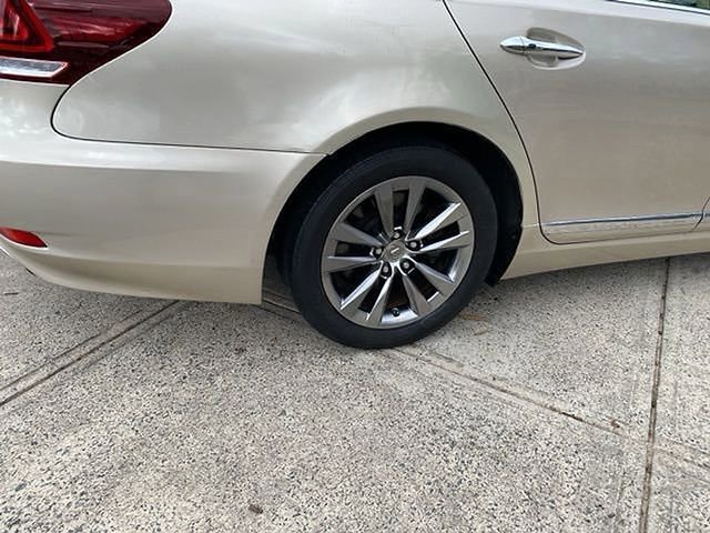 Used 2014 Lexus LS 460 AWD image 14