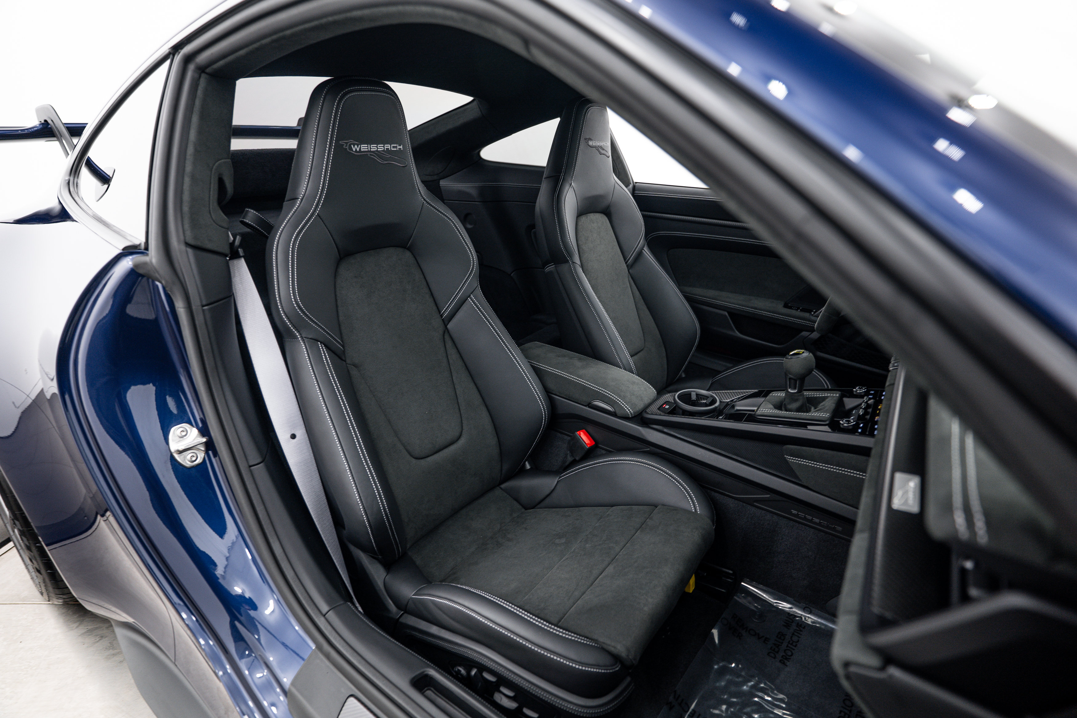 Certified 2025 Porsche 911 GT3 RWD image 17