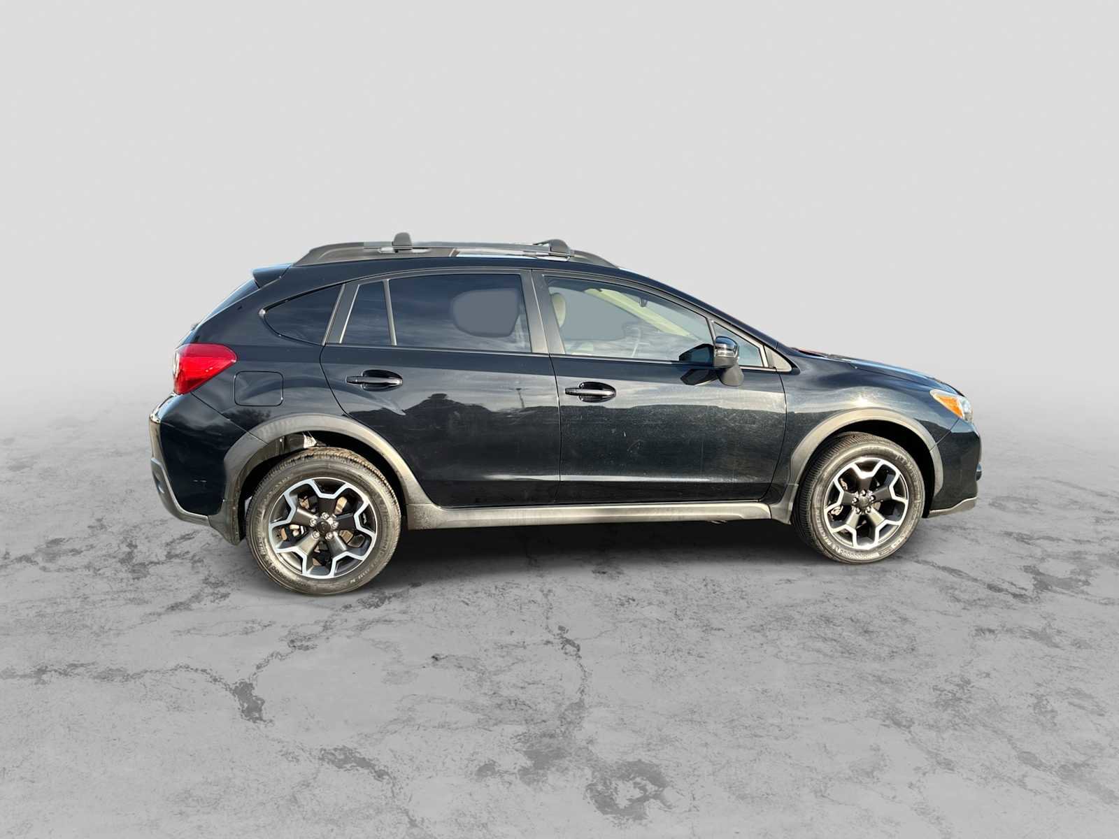 Used 2015 Subaru Crosstrek 2.0i Limited image 9