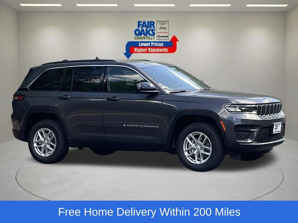New 2026 Jeep Grand Cherokee Laredo X AWD/4WD image 1