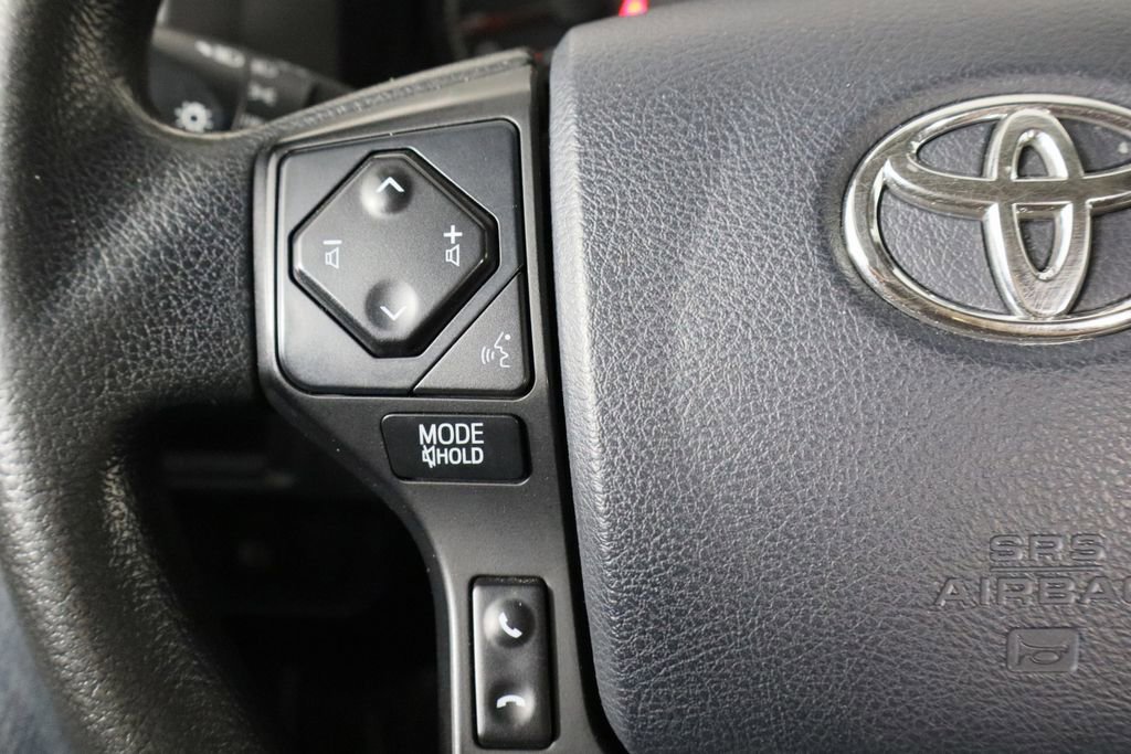 Used 2019 Toyota Tacoma SR image 18
