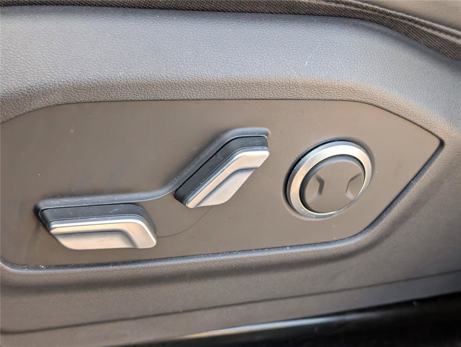 Used 2025 Hyundai Santa Fe XRT AWD/4WD image 22