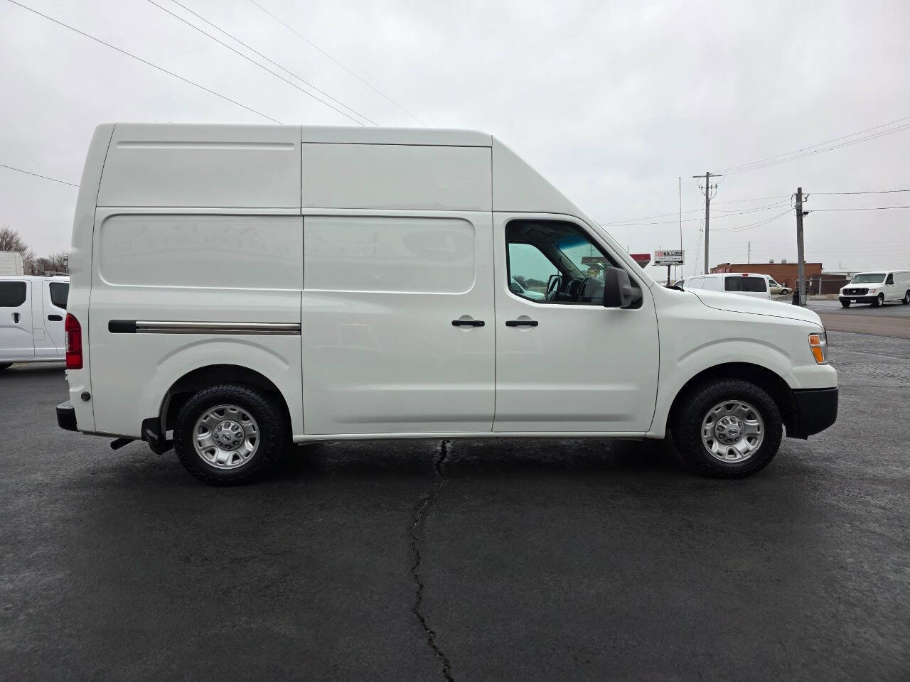 Used 2021 Nissan NV 2500 SV w/ Navigation Package image 6