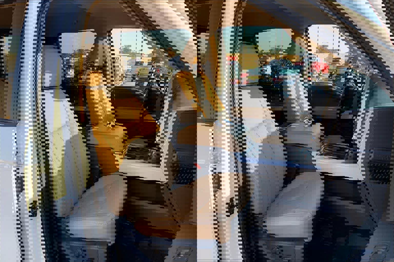 Certified 2022 Ford F250 Lariat w/ Lariat Ultimate Package image 9