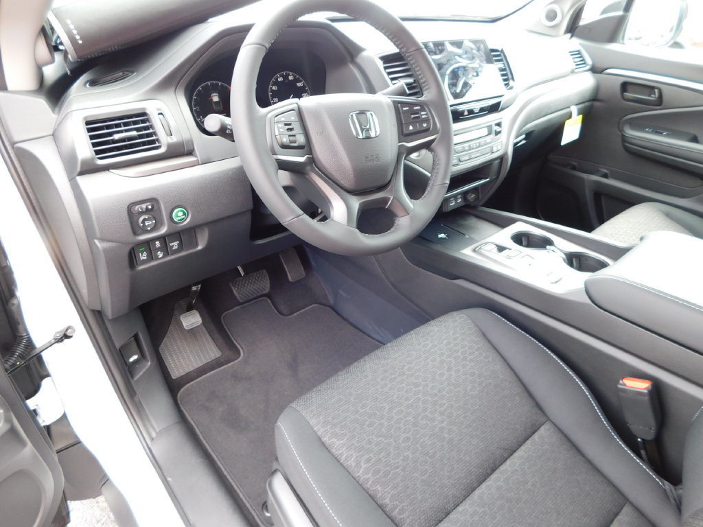 New 2026 Honda Ridgeline Sport image 16