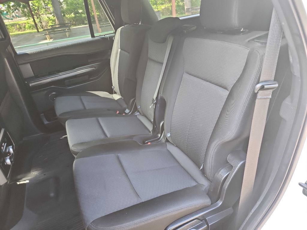Used 2020 Ford Expedition XLT w/ FX4 Off-Road Package AWD/4WD image 32
