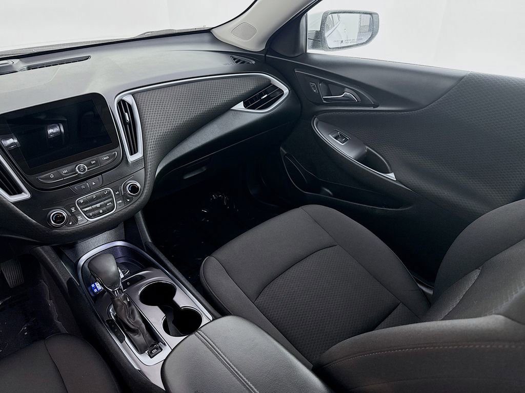 Used 2023 Chevrolet Malibu LT FWD image 23
