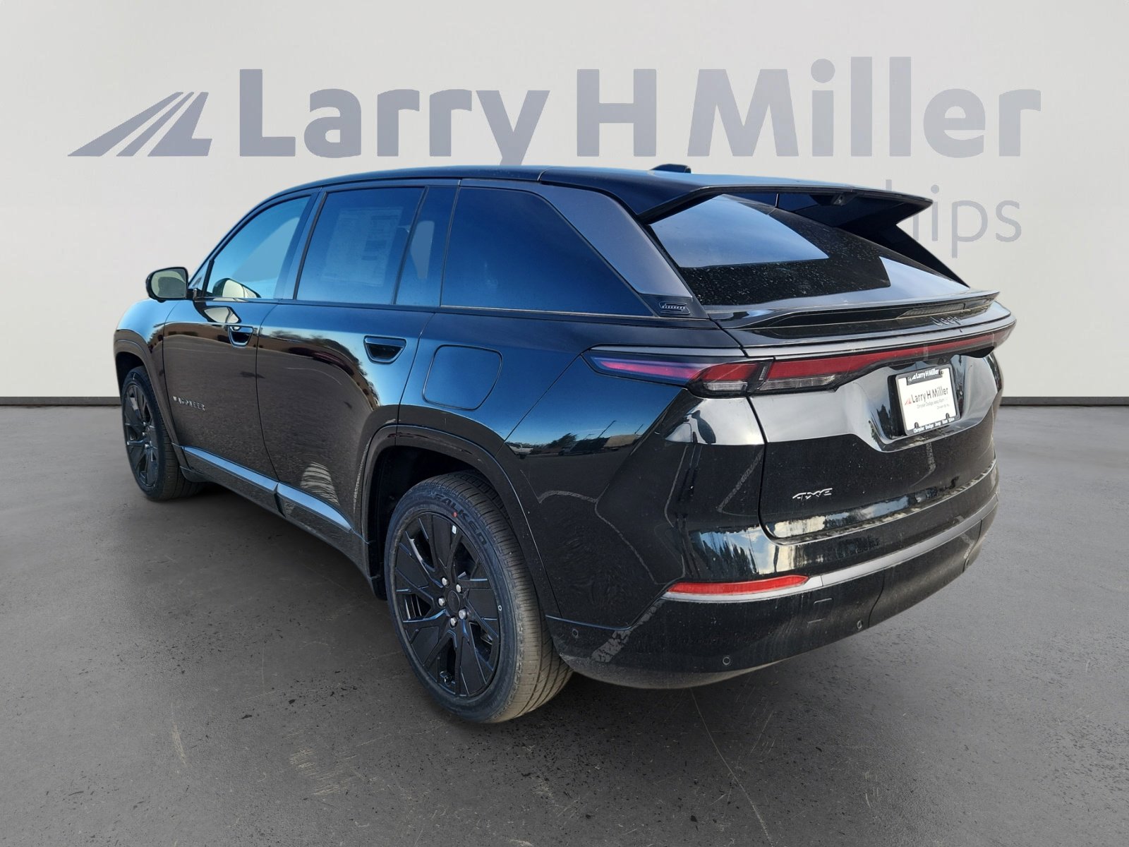 New 2025 Jeep Wagoneer S Launch Edition image 4