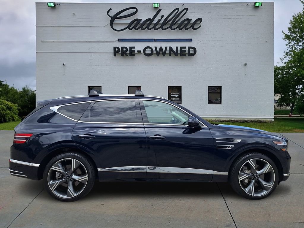 Used 2025 Genesis GV80 2.5T Prestige image 2