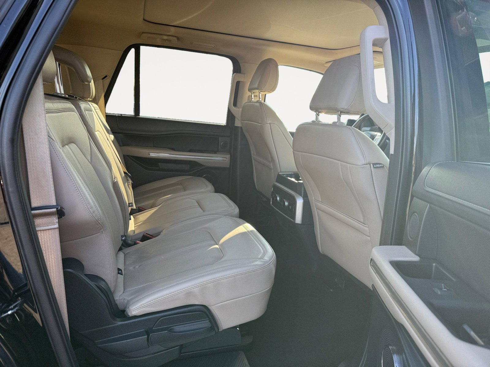 Used 2023 Ford Expedition Max Limited image 18