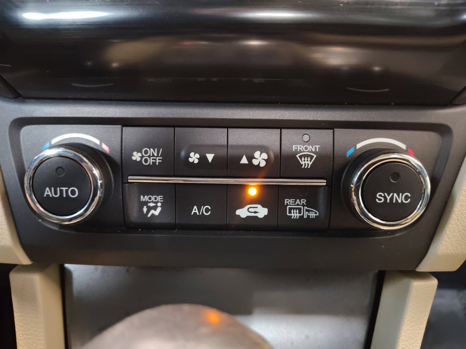 Used 2013 Acura ILX w/ Technology Package FWD image 19