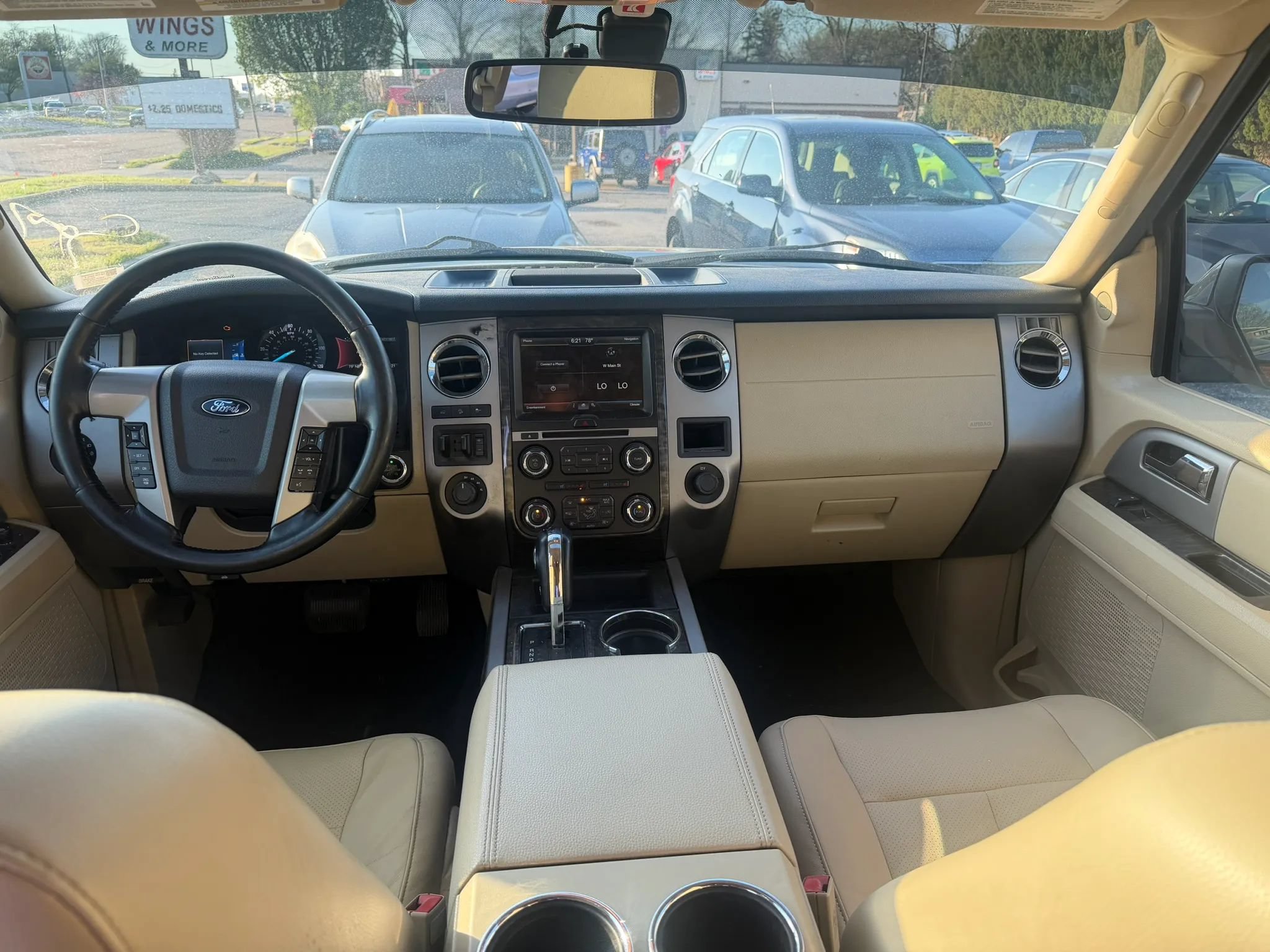 Used 2015 Ford Expedition Max Limited AWD/4WD image 9