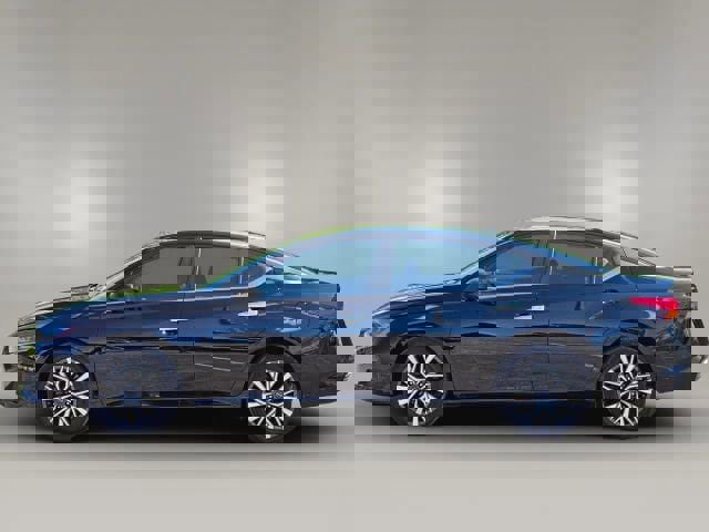 Used 2024 Nissan Altima 2.5 SV image 8