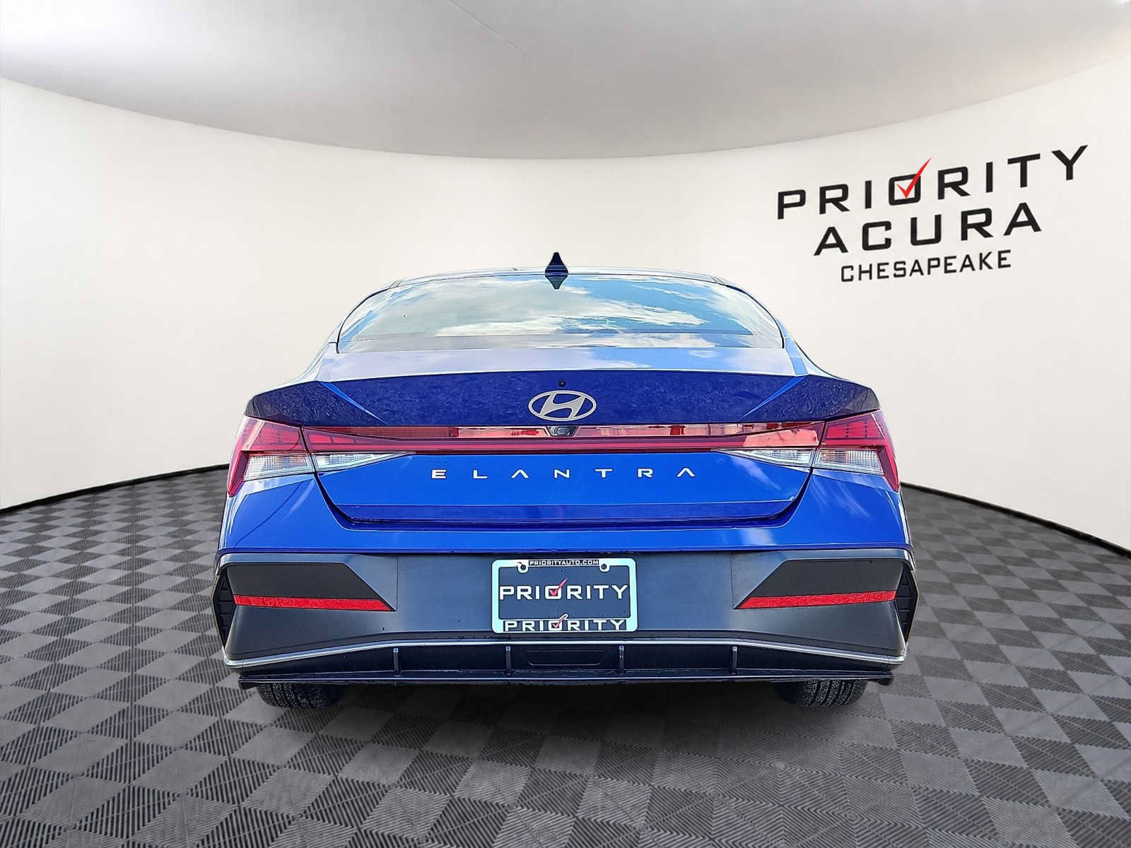 Used 2025 Hyundai Elantra SEL FWD image 5