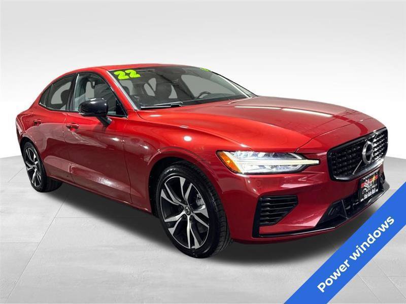 Used 2022 Volvo S60 T8 R-Design Expression image 3