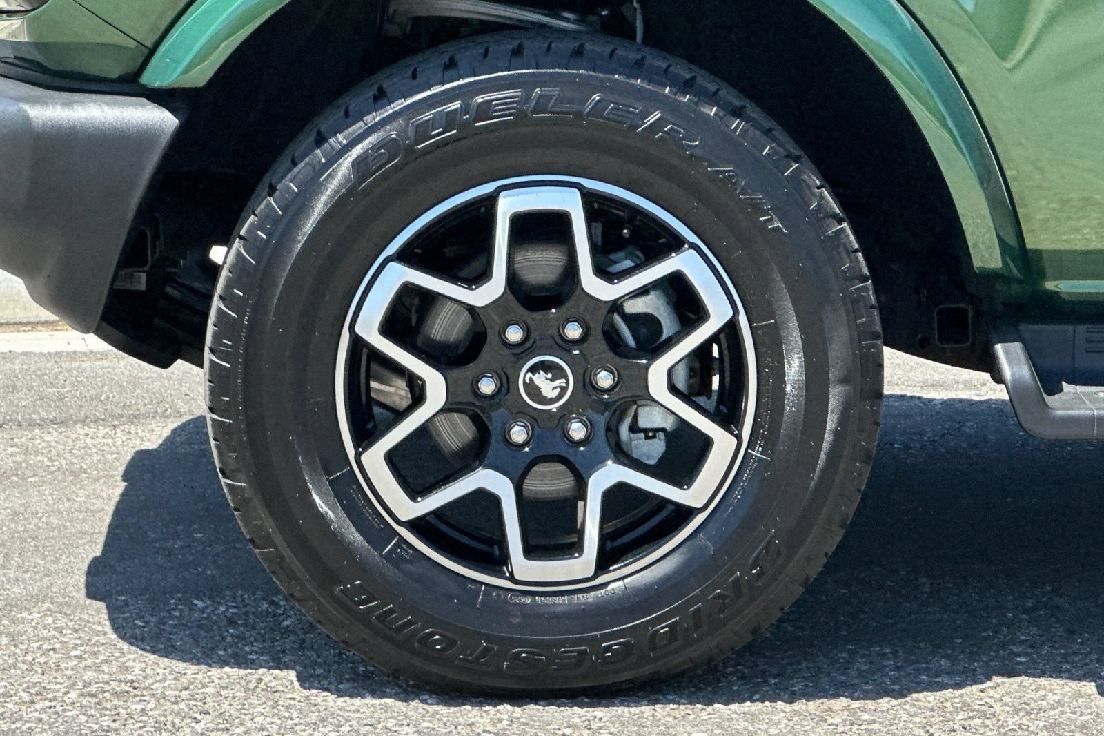 Used 2025 Ford Bronco Outer Banks AWD/4WD image 26