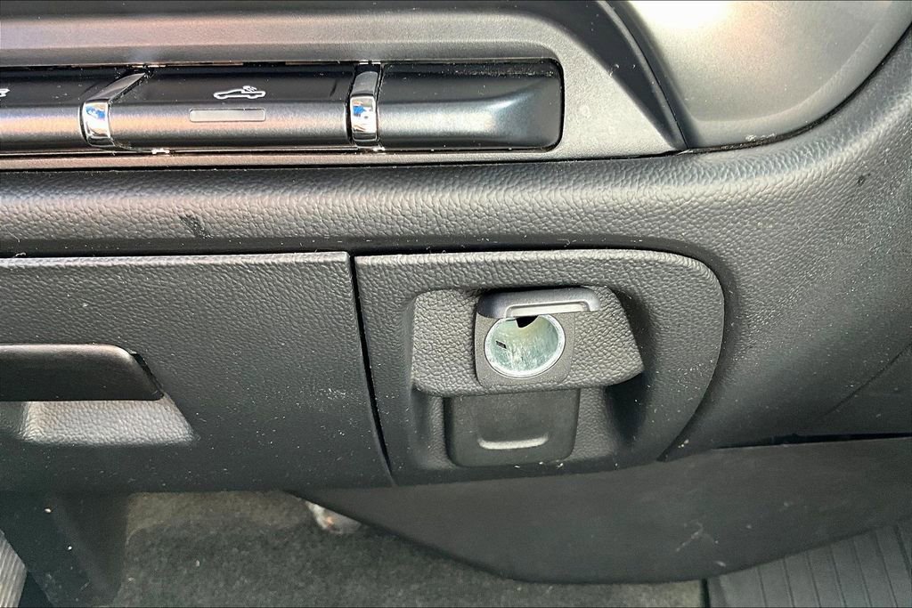 Used 2017 Chevrolet Silverado 1500 LT w/ All Star Edition image 32