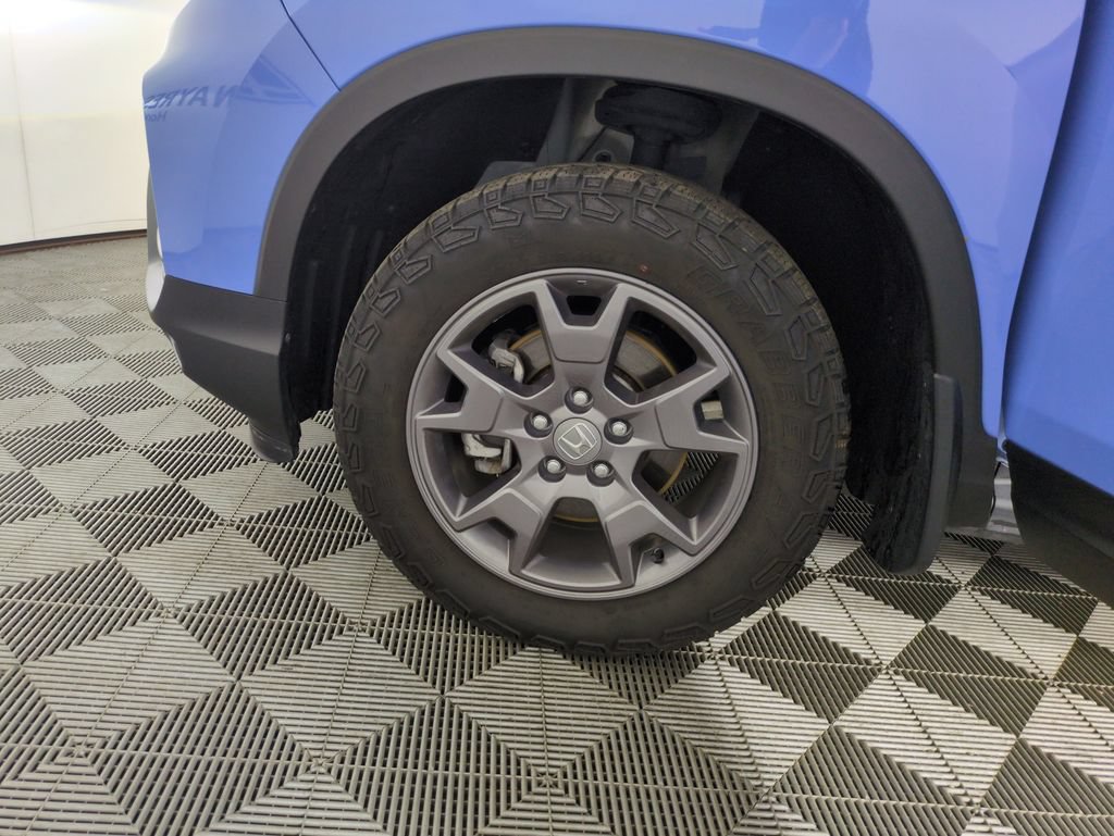 Certified 2024 Honda Passport TrailSport image 27