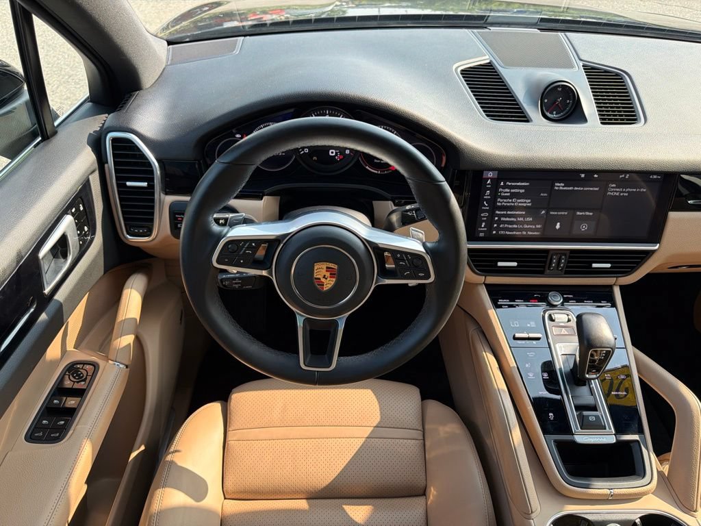 Used 2020 Porsche Cayenne AWD/4WD image 24