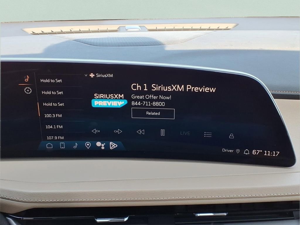 Used 2024 Cadillac XT4 Luxury w/ Cold Weather Package image 22