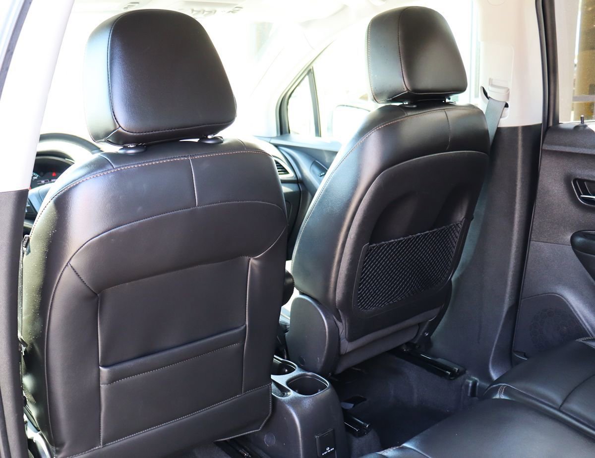 Used 2020 Chevrolet Trax Premier w/ LPO, Protection Package FWD image 31