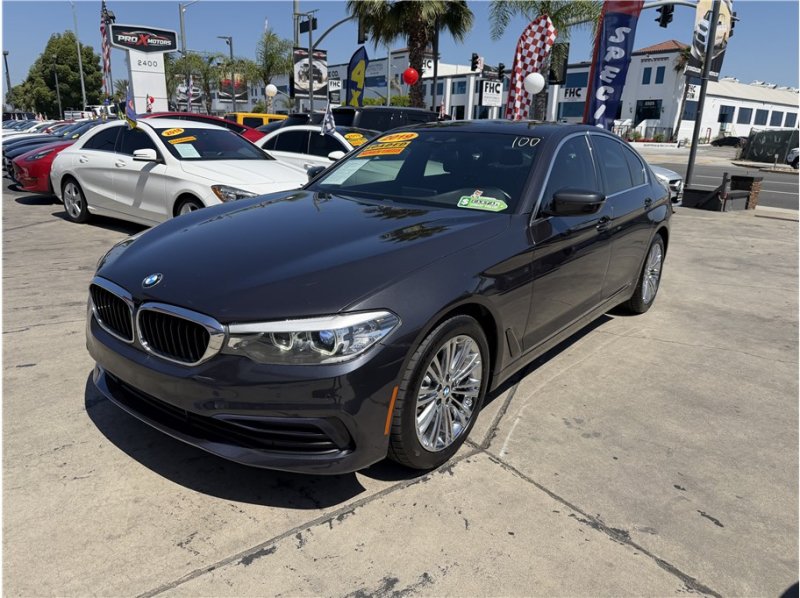 Used 2019 BMW 540i w/ Convenience Package RWD image 3