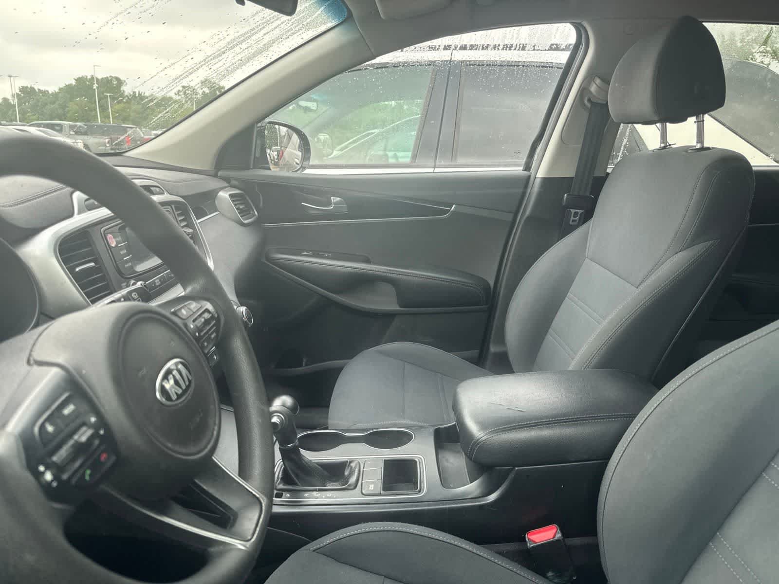 Used 2018 Kia Sorento L FWD image 32