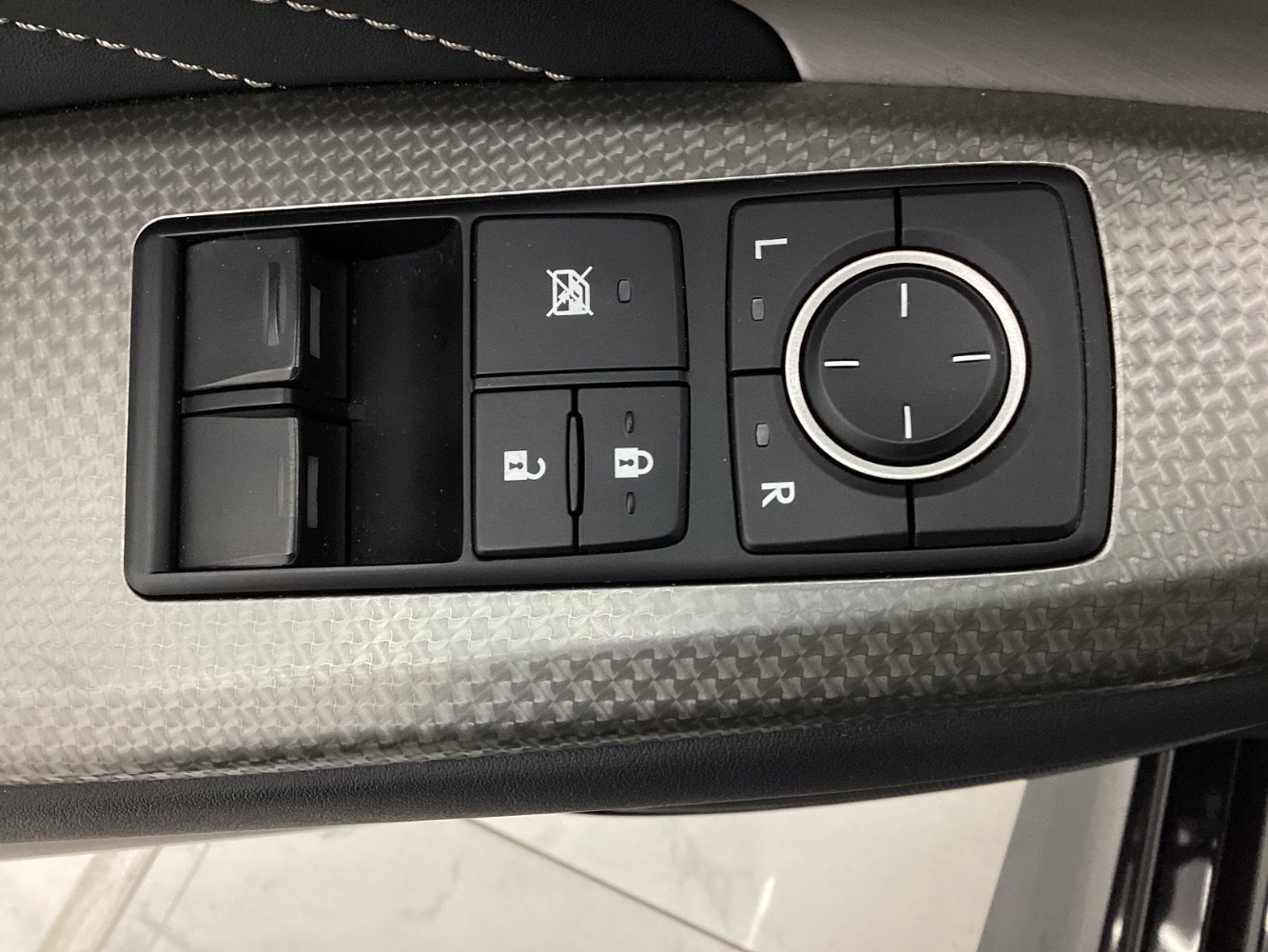 Used 2017 Lexus RC 300 F Sport image 32
