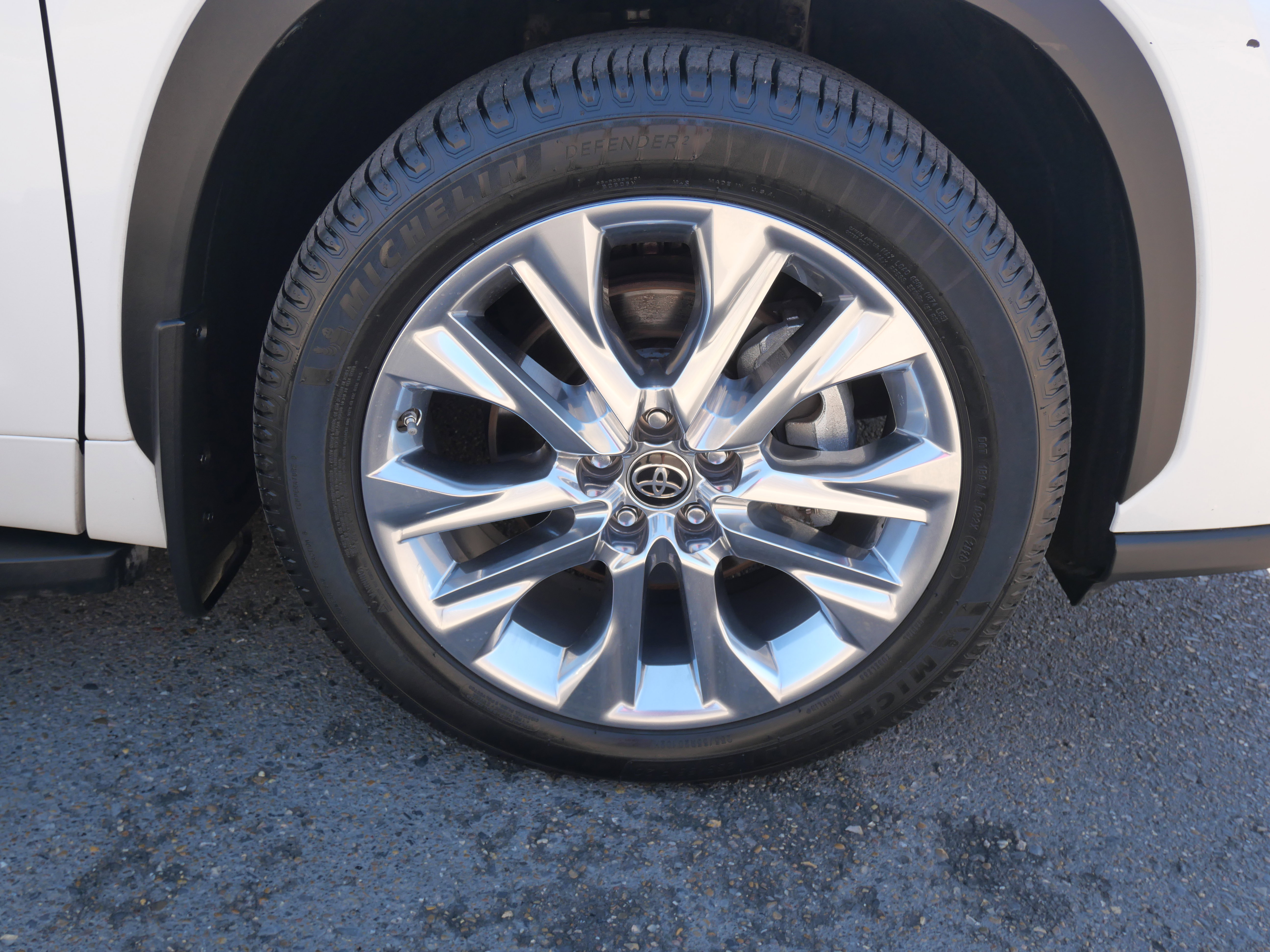 Used 2021 Toyota Highlander Limited image 7