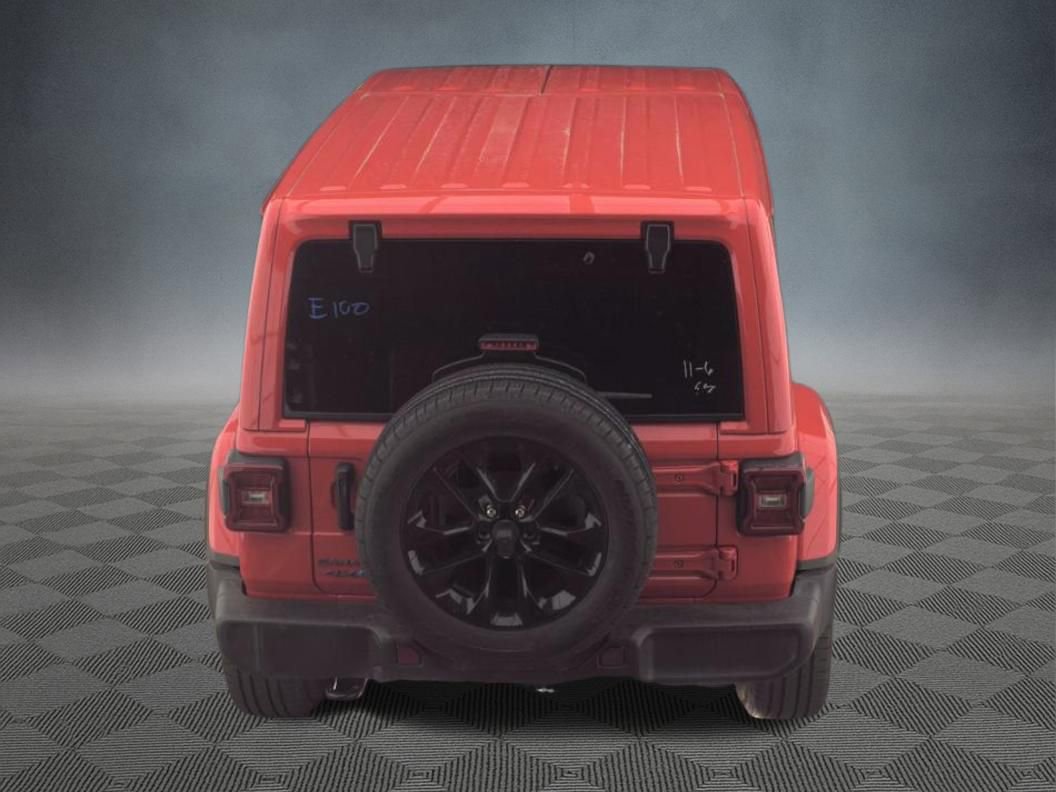 Used 2025 Jeep Wrangler Unlimited Sahara image 5