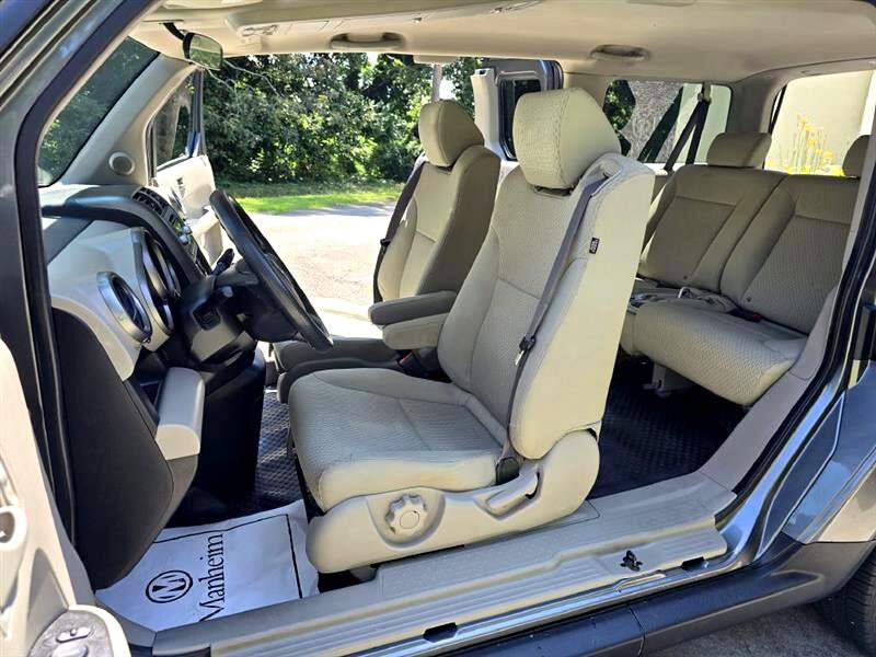 Used 2011 Honda Element EX image 29