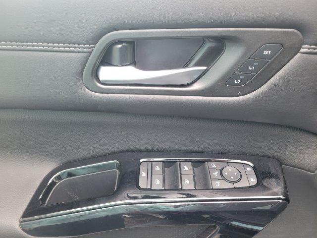 New 2026 Nissan Pathfinder Platinum AWD/4WD image 15