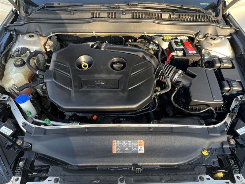 Used 2017 Ford Fusion Platinum image 8