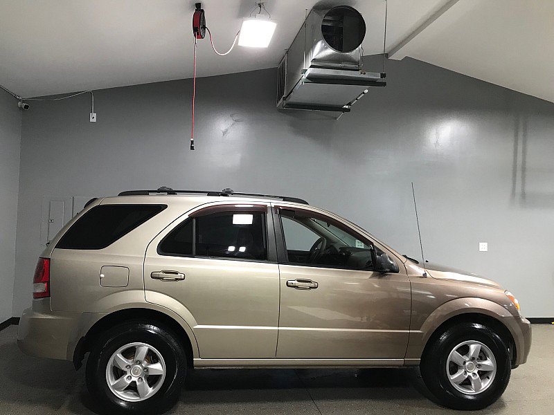 Used 2006 Kia Sorento 2WD image 2