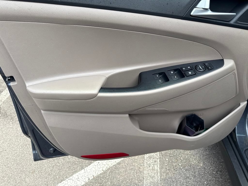 Used 2019 Hyundai Tucson Value AWD/4WD image 8