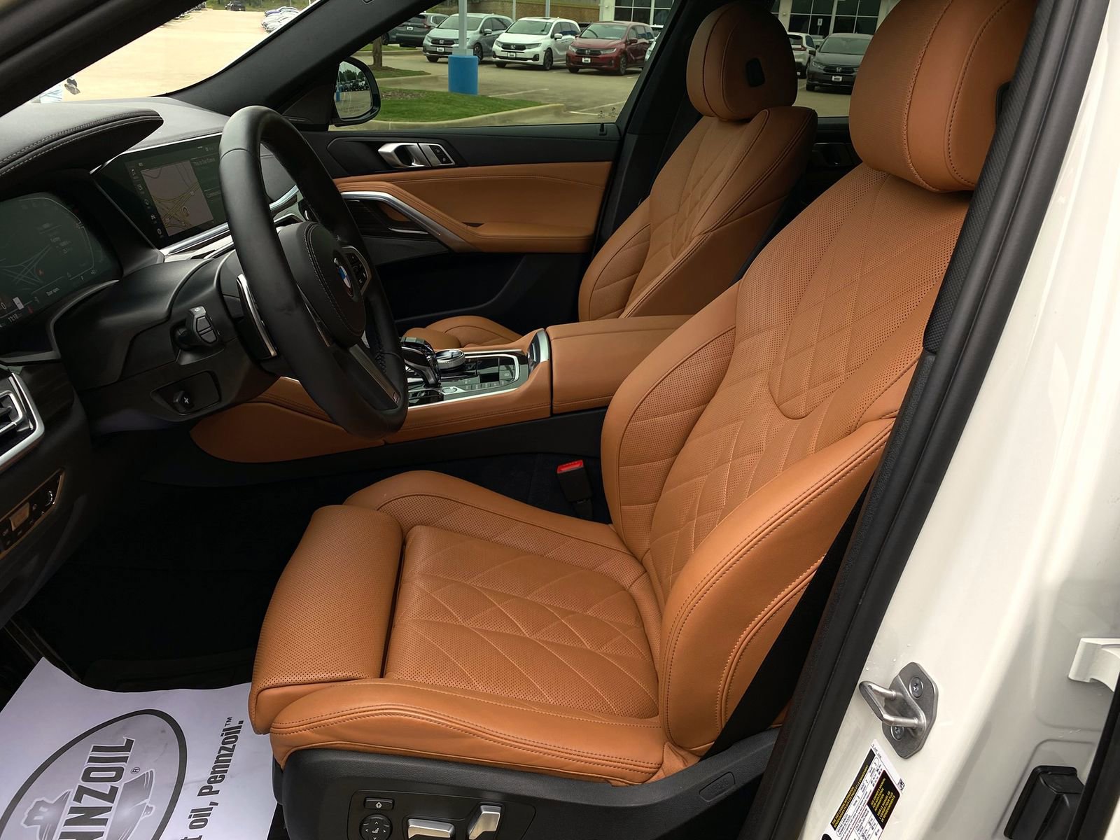 Used 2023 BMW X6 xDrive40i w/ M Sport Package AWD/4WD image 10