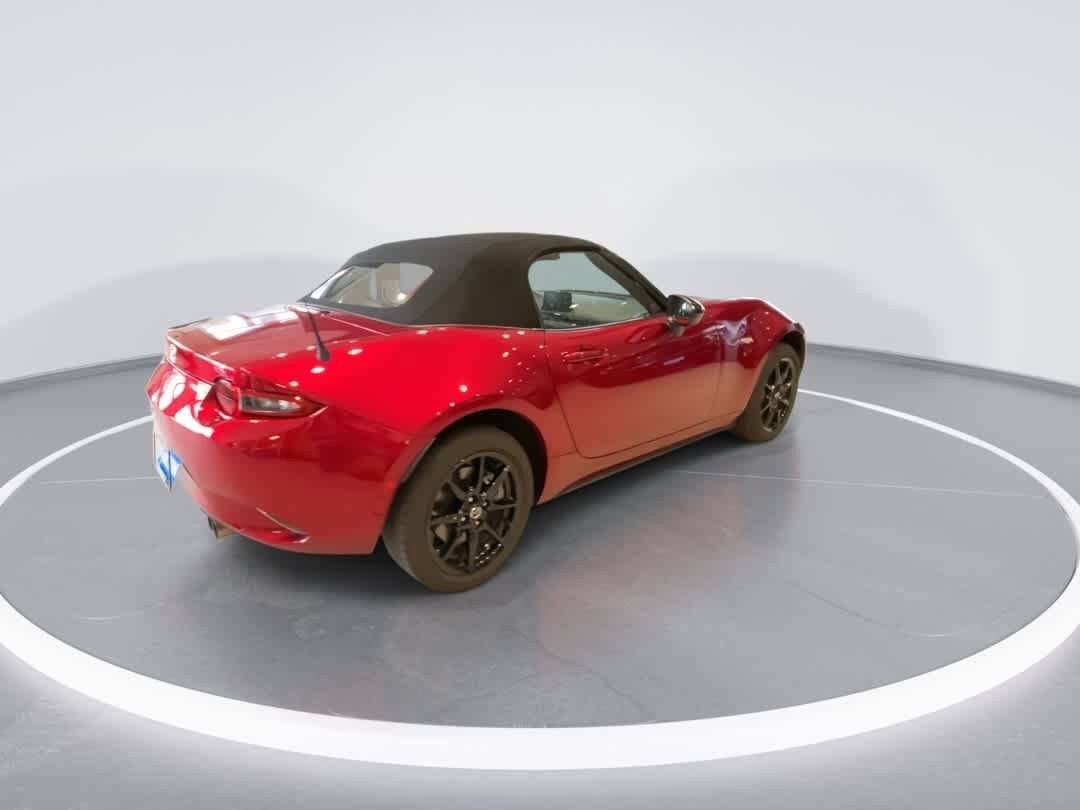 Used 2023 MAZDA MX-5 Miata Sport RWD image 8