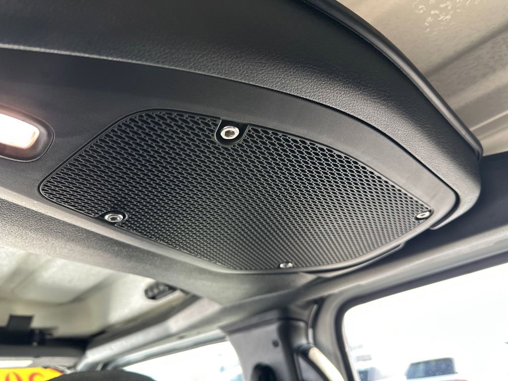 Used 2024 Jeep Wrangler Sport S image 33