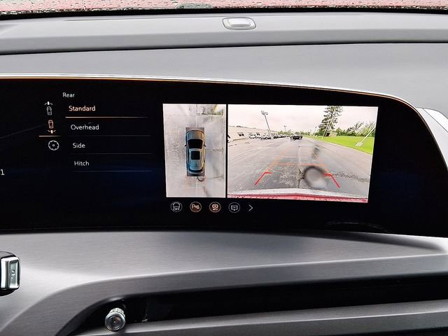 New 2026 Cadillac Vistiq Luxury w/ LPO, Floor Liner Package image 13