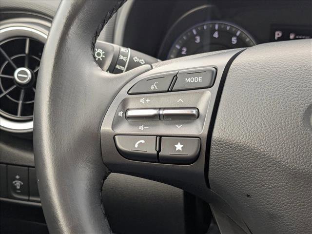 Used 2022 Hyundai Kona SEL w/ Convenience Package image 12