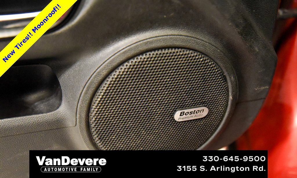 Used 2014 Chevrolet Camaro LT image 15