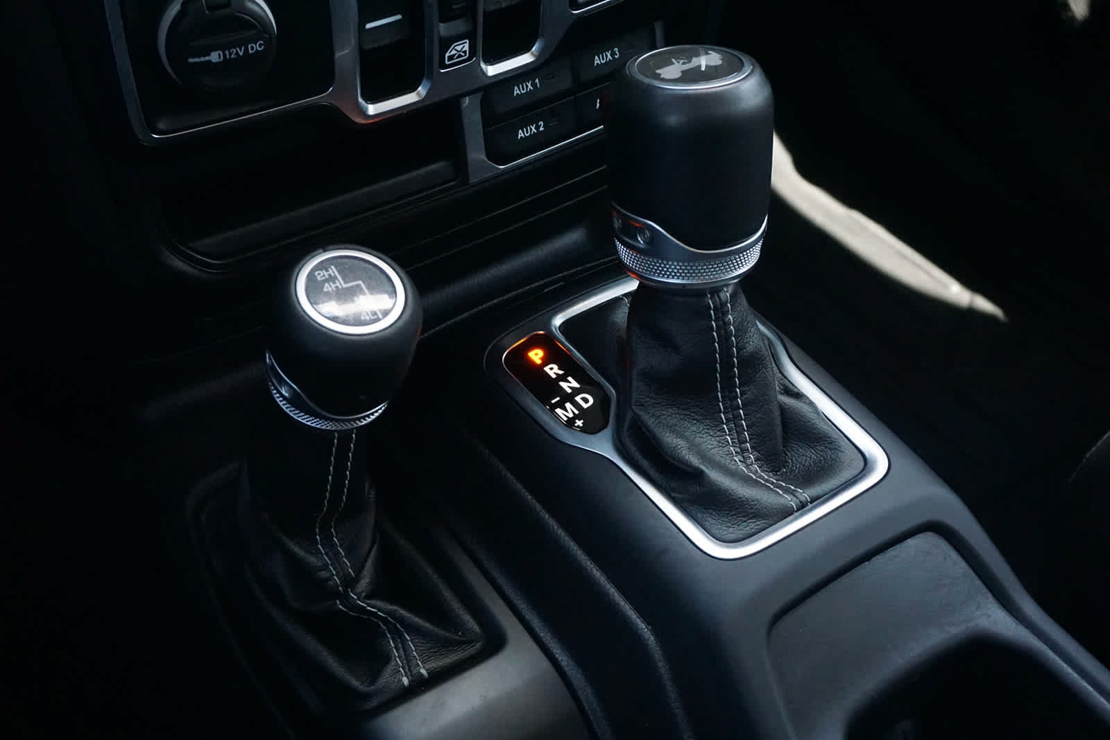 Used 2021 Jeep Wrangler Unlimited Sahara AWD/4WD image 13