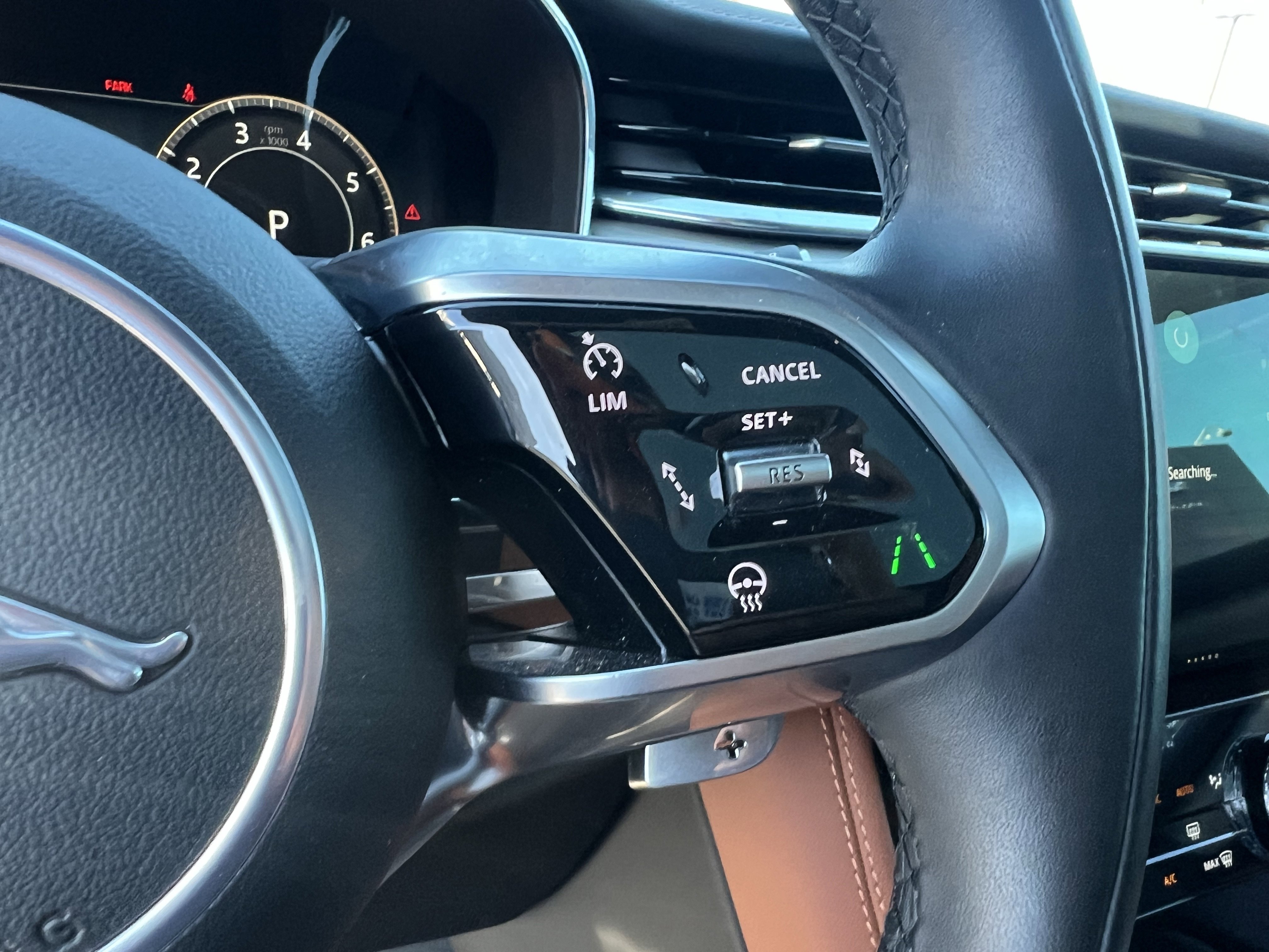 Certified 2025 Jaguar F-PACE R-Dynamic S image 21