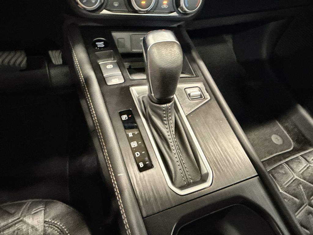 New 2025 Nissan Kicks SV w/ SV Premium Package image 21