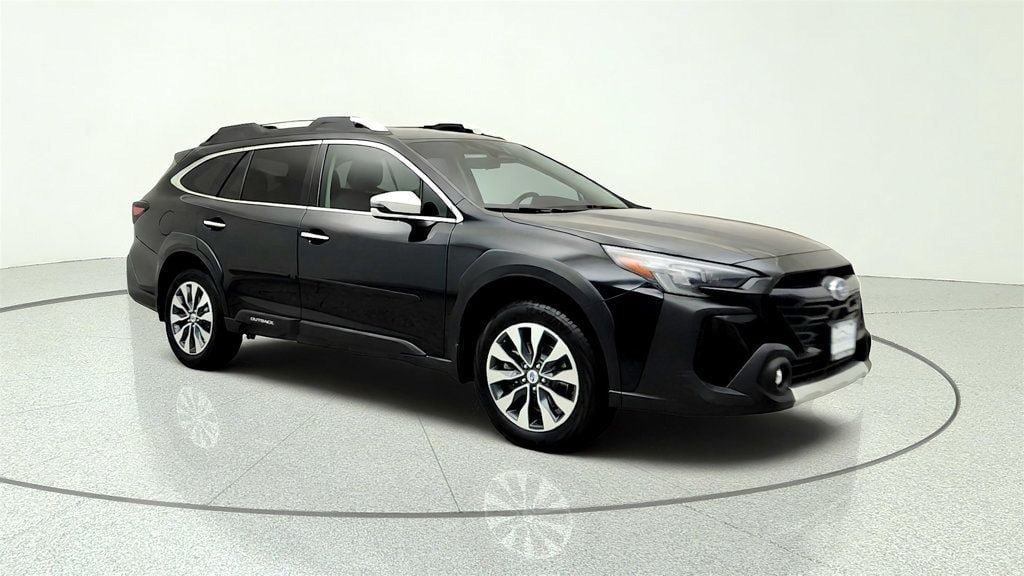 Used 2023 Subaru Outback Touring XT AWD/4WD image 3