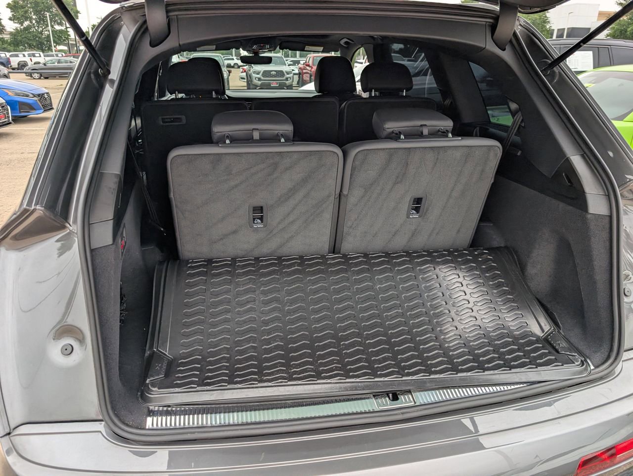 Used 2025 Audi Q7 3.0T Premium Plus AWD/4WD image 27