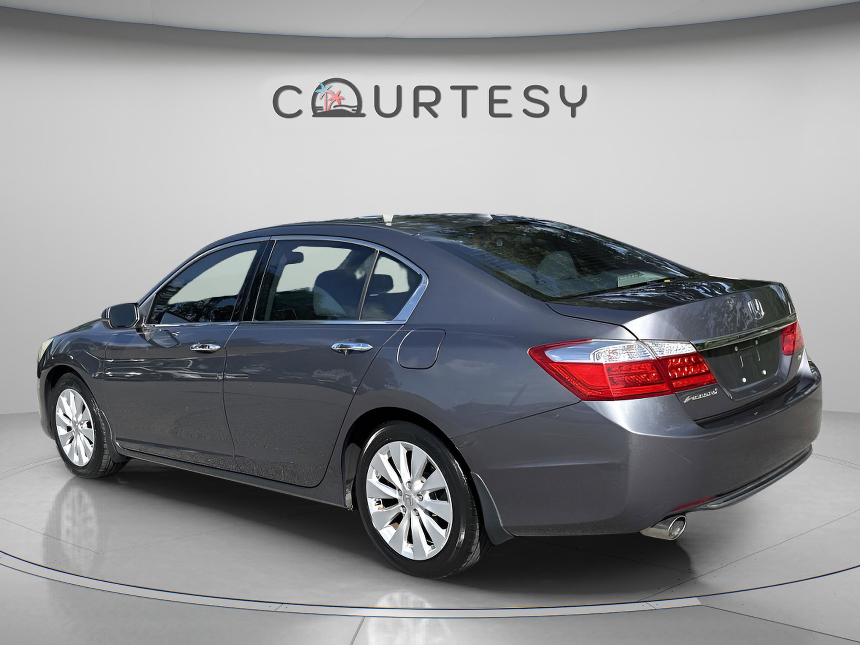 Used 2015 Honda Accord EX-L image 5
