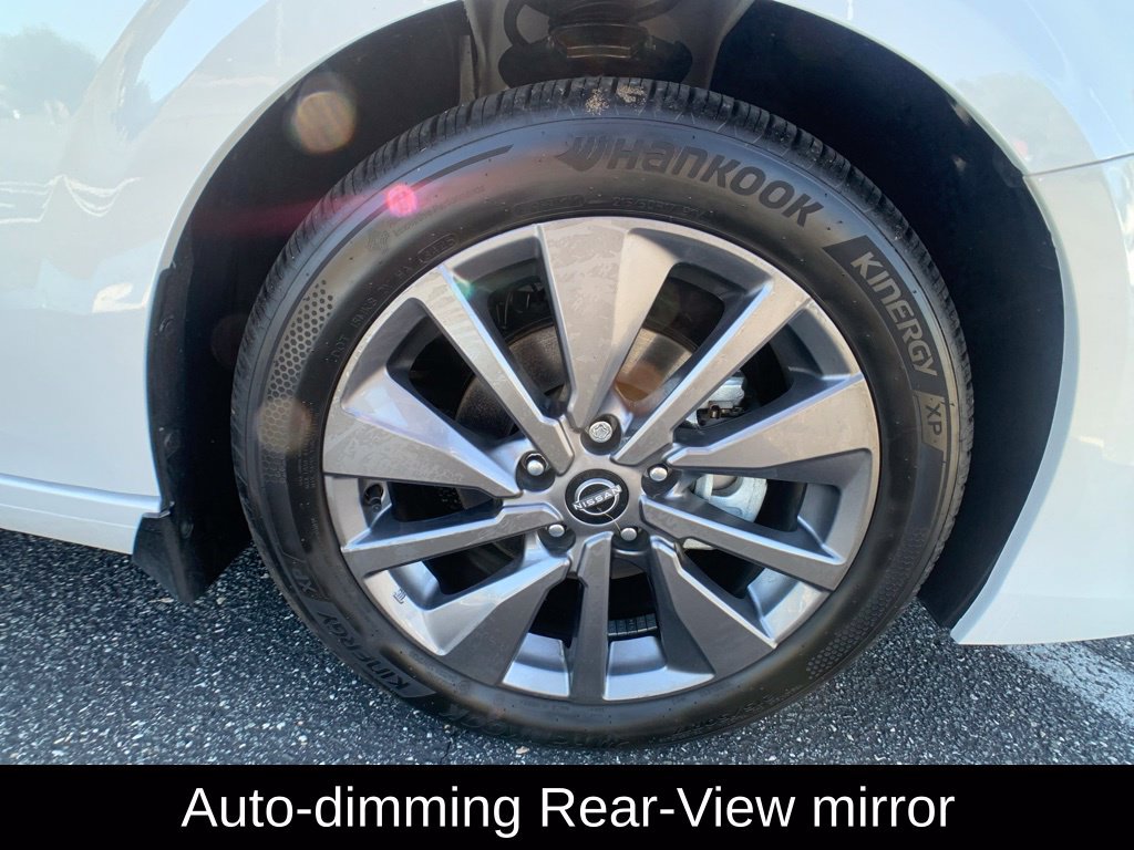 Certified 2026 Nissan Sentra SL w/ Floor Mat Package FWD image 35